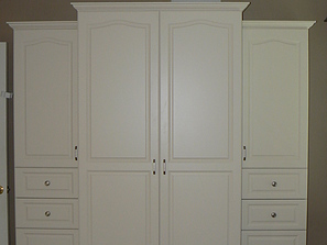 White Murphy Bed in St. Louis 